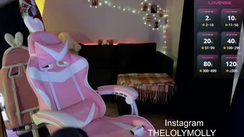 Snapshot of lolymolli chatting on 11, 12, 2024 Molli online show from 11, 12, 2024