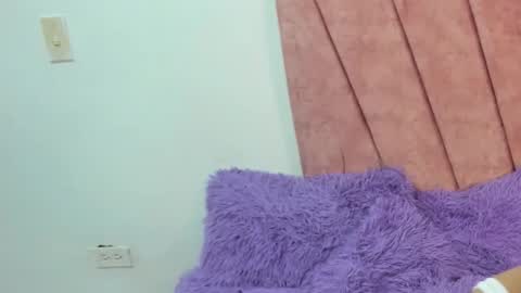 lolytha_hot online show from 14, 1, 2026