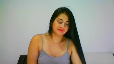 Snapshot of lomaslindosoyyo chatting on 13, 2, 2025 estehfania online show from 13, 2, 2025