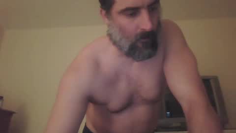 Snapshot of loml44 chatting on 5, 2, 2025 THE SEXIEST MAN ALIVE online show from 5, 2, 2025