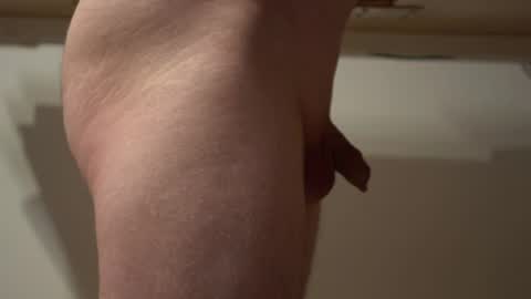 Snapshot of lonelypeepee chatting on 13, 7, 2026 Lonely Pee-pee online show from 13, 7, 2026