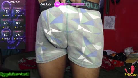 Snapshot of longdickservice01 chatting on 31, 12, 2024 professionalbreastsucker online show from 31, 12, 2024