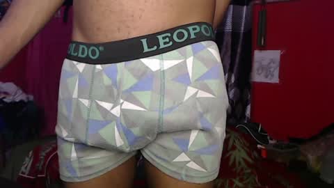 Snapshot of longdickservice01 chatting on 26, 1, 2025 professionalbreastsucker online show from 26, 1, 2025