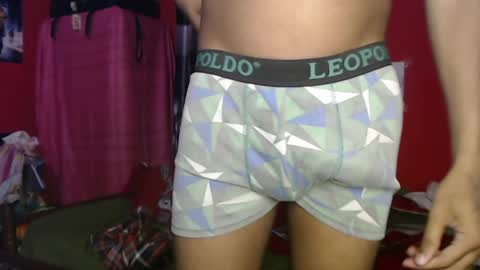 Snapshot of longdickservice01 chatting on 6, 2, 2025 professionalbreastsucker online show from 6, 2, 2025