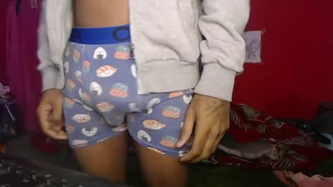 Snapshot of longdickservice01 chatting on 13, 2, 2025 professionalbreastsucker online show from 13, 2, 2025