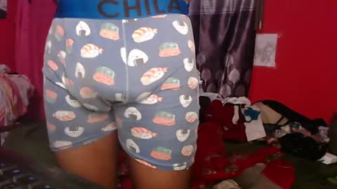 Snapshot of longdickservice01 chatting on 19, 2, 2025 professionalbreastsucker online show from 19, 2, 2025