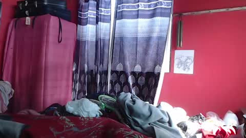 Snapshot of longdickservice01 chatting on 28, 2, 2025 professionalbreastsucker online show from 28, 2, 2025