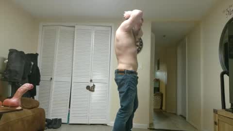 Snapshot of longhairedfreak1921 chatting on 5, 5, 2026 longhairedfreak1921 online show from 5, 5, 2026