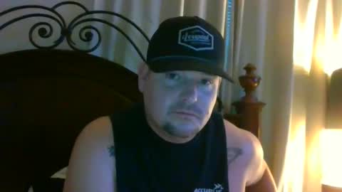 Snapshot of longlastingviking chatting on 17, 11, 2025 longlastingviking online show from 17, 11, 2025