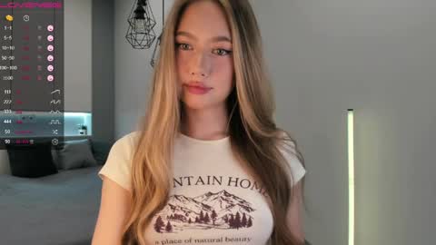 Snapshot of longoriaeva chatting on 23, 5, 2026 Eva online show from 23, 5, 2026