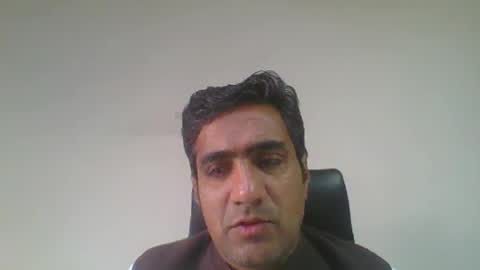 Snapshot of longthick1985 chatting on 28, 2, 2025 Lleida-man online show from 28, 2, 2025