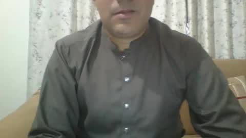 Snapshot of longthick1985 chatting on 18, 3, 2026 Lleida-man online show from 18, 3, 2026