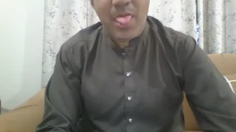 Snapshot of longthick1985 chatting on 19, 3, 2026 Lleida-man online show from 19, 3, 2026