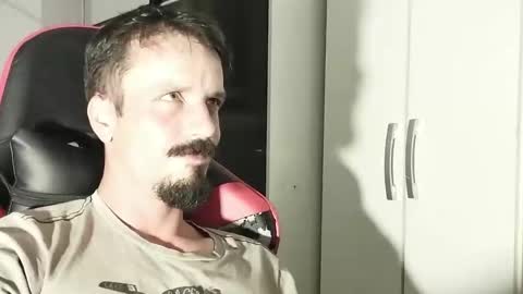 Snapshot of lookaz4010 chatting on 30, 12, 2024 Lucas online show from 30, 12, 2024