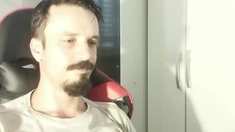 Snapshot of lookaz4010 chatting on 4, 1, 2025 Lucas online show from 4, 1, 2025