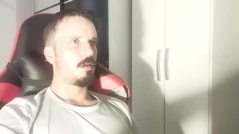 Snapshot of lookaz4010 chatting on 11, 3, 2025 Lucas online show from 11, 3, 2025