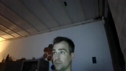 loonelyy online show from 10, 4, 2026