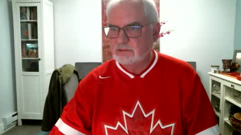 Snapshot of loop102 chatting on 14, 2, 2026 loop102 online show from 14, 2, 2026