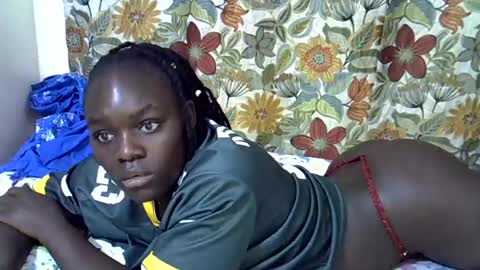 Snapshot of lora_amor chatting on 27, 6, 2026 lora_amor online show from 27, 6, 2026