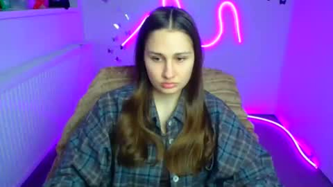 Snapshot of lora_kisses chatting on 22, 4, 2026 Lora online show from 22, 4, 2026