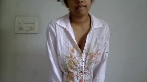 Snapshot of loraa_baby chatting on 28, 7, 2026 Loraa online show from 28, 7, 2026
