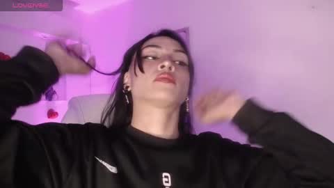 Snapshot of loreley_novoa chatting on 1, 3, 2026 LORELI online show from 1, 3, 2026