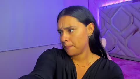 lorem_adams online show from 18, 1, 2025