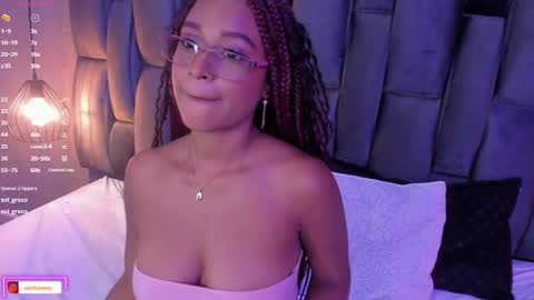 Snapshot of lorena_vieira_ chatting on 28, 2, 2025 Lorena Vieira online show from 28, 2, 2025