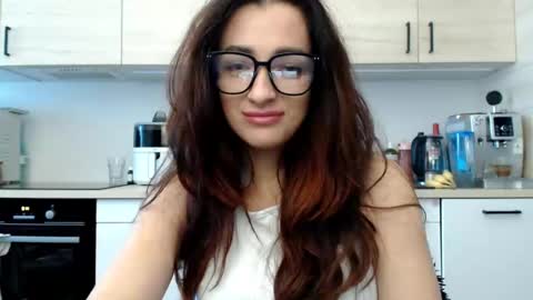Snapshot of lorenneinspiring chatting on 16, 9, 2025 LorenneInspiring online show from 16, 9, 2025