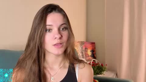 Chloe for Fan BlackHole online show from 7, 11, 2025