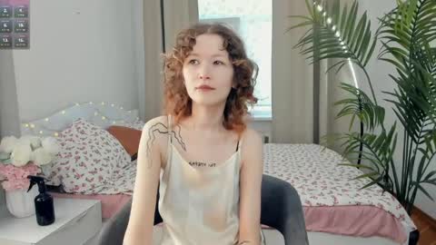 Snapshot of lorineponter chatting on 4, 6, 2026 Ronny online show from 4, 6, 2026