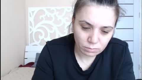 LorraGrey online show from 25, 2, 2025