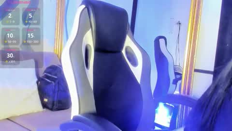 Snapshot of lorrainehunter chatting on 8, 2, 2026 Lorraine online show from 8, 2, 2026