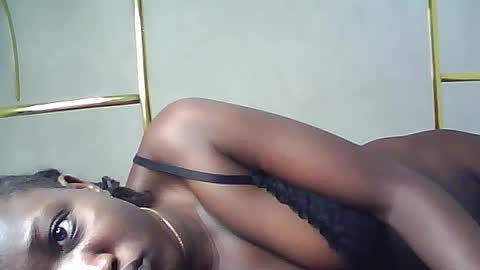 lotty_lavilla online show from 17, 6, 2026