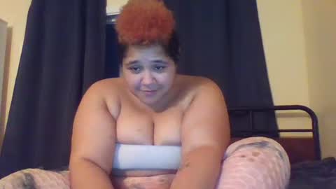 lotusflower420710 online show from 3, 3, 2025