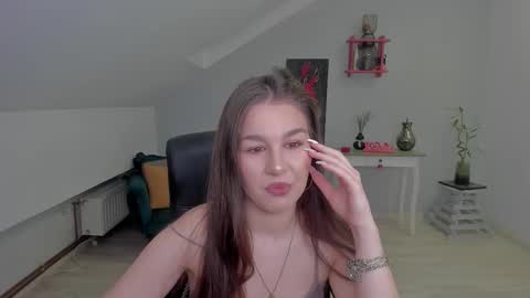 louannahart online show from 23, 2, 2026