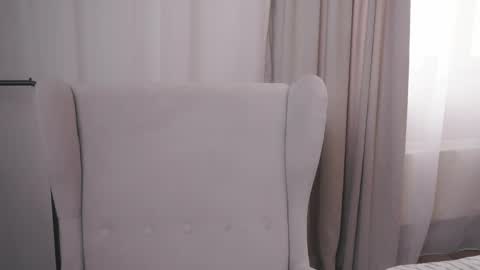 Snapshot of louettakarn chatting on 25, 4, 2026 Sade online show from 25, 4, 2026