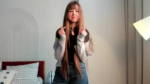 Snapshot of louettakarn chatting on 9, 5, 2026 Sade online show from 9, 5, 2026