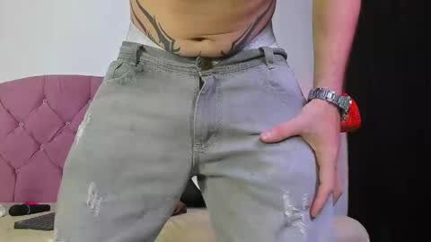 OF louis bcasta1 online show from 6, 3, 2025