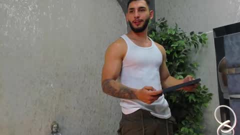 Louis online show from 8, 11, 2025