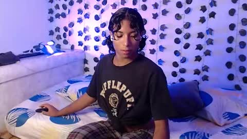 Snapshot of louis_hardstar chatting on 18, 2, 2025 Louis Valdz online show from 18, 2, 2025