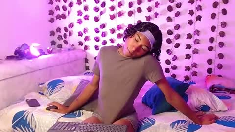 Snapshot of louis_hardstar chatting on 24, 2, 2025 Louis Valdz online show from 24, 2, 2025