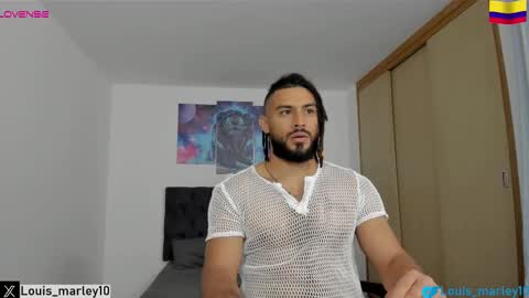 louis_marley_ online show from 11, 2, 2025