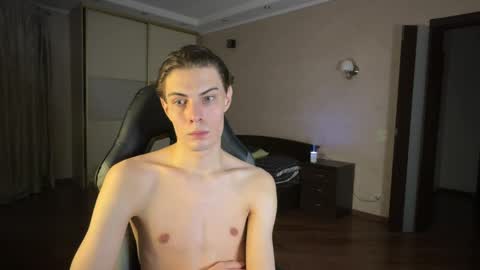 Snapshot of louis_preston chatting on 25, 2, 2025 Mark online show from 25, 2, 2025