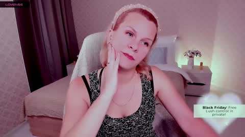 Louisa online show from 8, 12, 2024