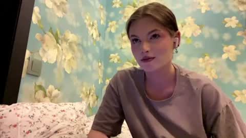 Snapshot of louismapes chatting on 27, 6, 2026 Sasha online show from 27, 6, 2026