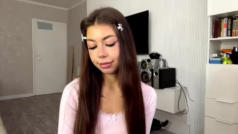 Flora online show from 19, 3, 2026