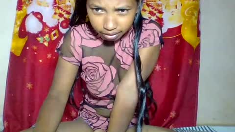 Snapshot of loulou449866 chatting on 20, 6, 2026 loulou449866 online show from 20, 6, 2026