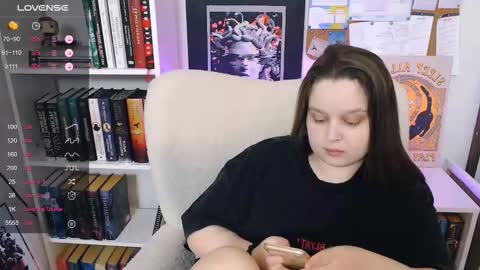 Snapshot of lovbess chatting on 20, 2, 2026 Mia online show from 20, 2, 2026