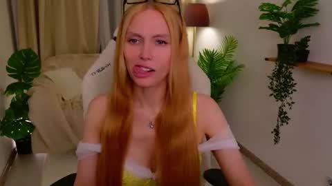 Snapshot of love_call chatting on 3, 7, 2026 love_call online show from 3, 7, 2026